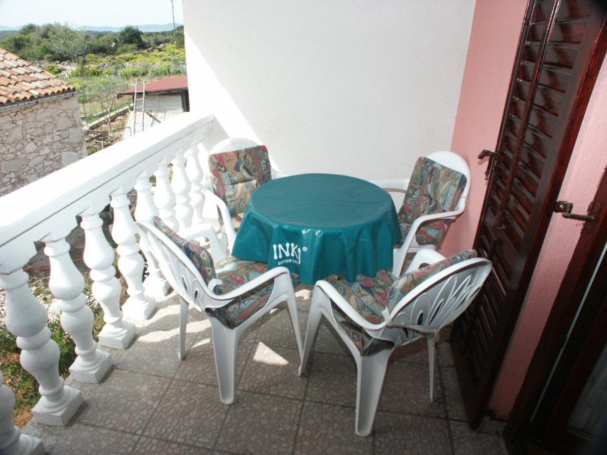 Apartments With A Parking Space Punta Kriza, Cres - 383 Exterior photo